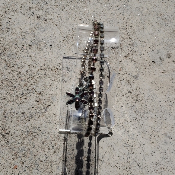 Two floral pink and cubic zirconium ankle bracelets - Picture 1 of 3